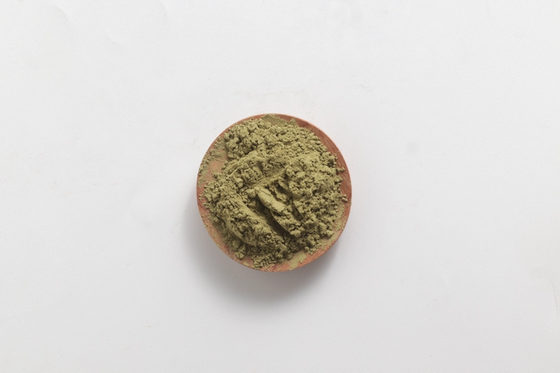 Our Super Green is crafted exclusively from the largest
and most vibrant leaves, which are hand-selected at their peak
maturity. This careful selection process is believed to yield
the richest concentration of natural alkaloids, resulting in a
product of superior potency and quality. The leaves are expertly
dried indoors to preserve their vivid green color and then
ground into an ultra-fine, consistent powder.